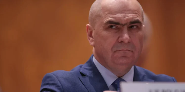 Criză politică în Parlament: moțiune de cenzură anunțată contra lui Bolojan
