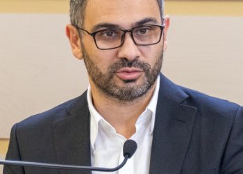 Peste 3.000 de cazuri de fraudă cu certificate de handicap, descoperite de autorități.Manole: Într-o vamă, 11 vameși aveau grad de handicap
