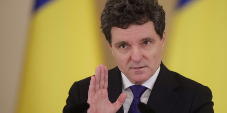 Nicușor Dan reacționează după decizia luatǎ de Curtea Constituțională a României privind pensiile magistraților: „Un gest de echitate”