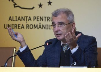 Propunere controversată în politică: eliminarea CNA și CNCD și reducerea numărului de ministere