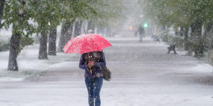 Administrația Națională de Meteorologie a emis 5 avertizări Cod portocaliu de ninsori, furtuni și viscol – harta zonelor afectate