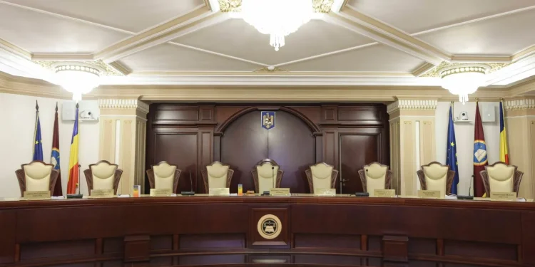 BREAKING Judecătorii CCR au amânat, din nou, verdictul pe Legea pensiilor speciale