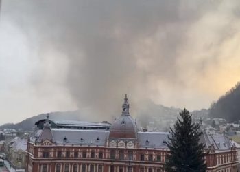Incendiu în unitate medicală din Brașov, pompierii în alertă