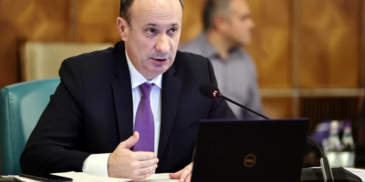 Adrian Câciu, avertisment pentru Ilie Bolojan înaintea ședinței coaliției: 'Dacă nu relansează economia ne despărțim de el'