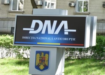 Directorul Transelectrica, anchetat de DNA! E proprietarul hotelului unde se caza Iohannis la schi