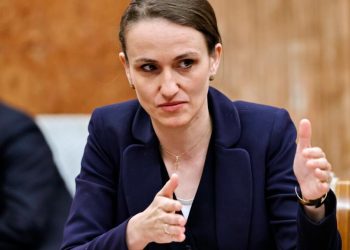 Ministrul român de Externe solicită negocieri urgente pentru un armistițiu temporar în Orientul Mijlociu: Prioritatea absolută este evacuarea civililor din zonele de conflict