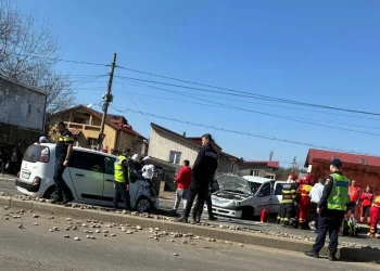 FOTO Accident mortal în zona Pod Europa: O femeie și-a pierdut viața după ce patru mașini s-au ciocnit în lanț