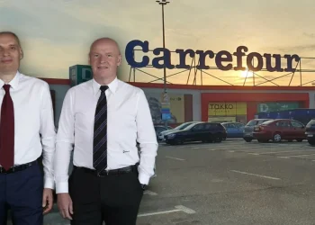 Impas în negocieri: frații Dedeman și achiziția Carrefour, blocate de lipsa fondurilor