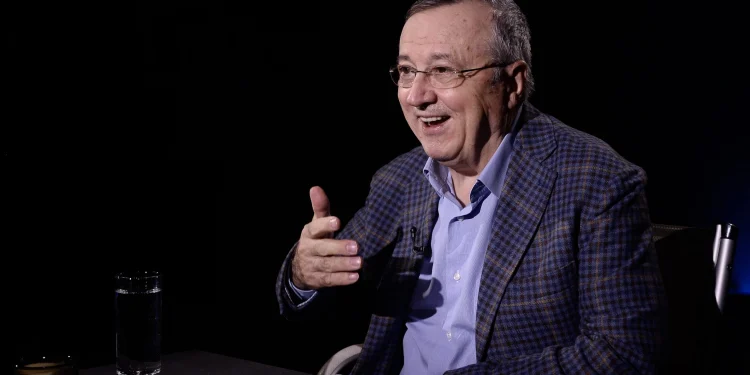 Ion Cristoiu nu-l slăbește pe Nicușor Dan: 'Nu a înțeles nimic din războiul din Iran. Omul este plutitor'
