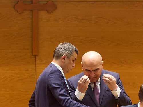 Scandal total în Parlament-Sorin Grindeanu bate cu pumnul în masă: „Mergem până la capăt! Nu cedăm șantajului!”