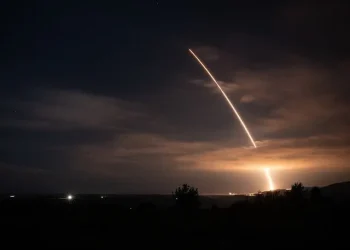 Turcia confirmă: a treia rachetă lansată din Iran a fost interceptată. Mesajul ministrului turc al Apărării