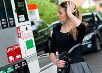 Guvernul declară stare de urgență pe piața țițeiului: ce măsuri intră în vigoare