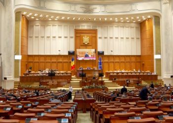 Moțiune de cenzură în pregătire: PSD negociază cu partidele suveraniste
