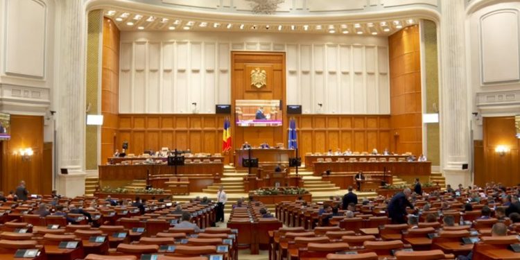 Moțiune de cenzură în pregătire: PSD negociază cu partidele suveraniste
