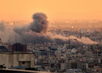 Replică de forță a Iranului: atacuri intense asupra Israelului în plin proces de armistițiu