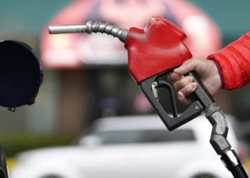Președinția anunță măsuri după negocierile privind prețul carburanților
