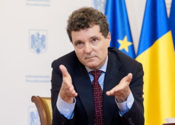 Criza carburanților în România: Nicușor Dan calmează, autoritățile anticipează scenarii dificile