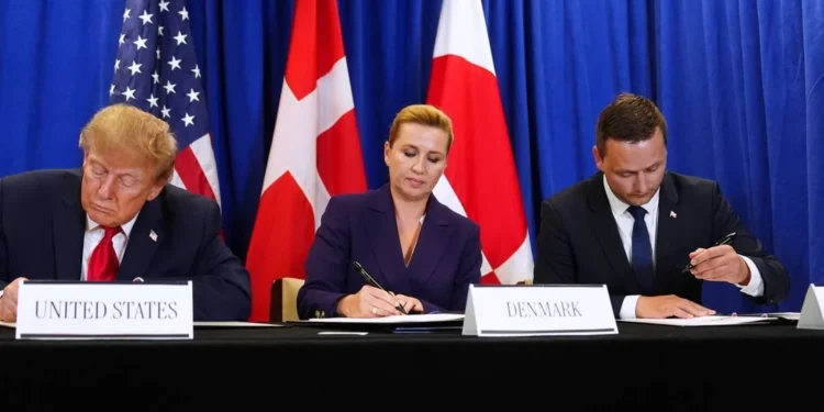 SUA, Danemarca și Groenlanda au semnat acordul. Documentul deschide calea pentru noi baze militare americane în Arctic