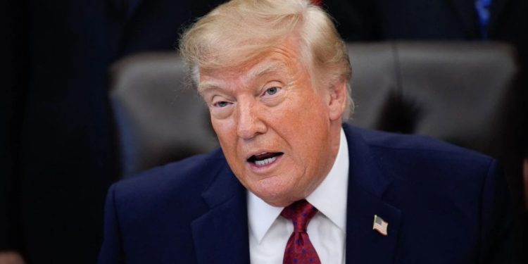 Un nou mesaj al lui Trump despre Inteligența Artificială. Cei care nu folosesc termenul de „Super Inteligență” sunt „dușmani”