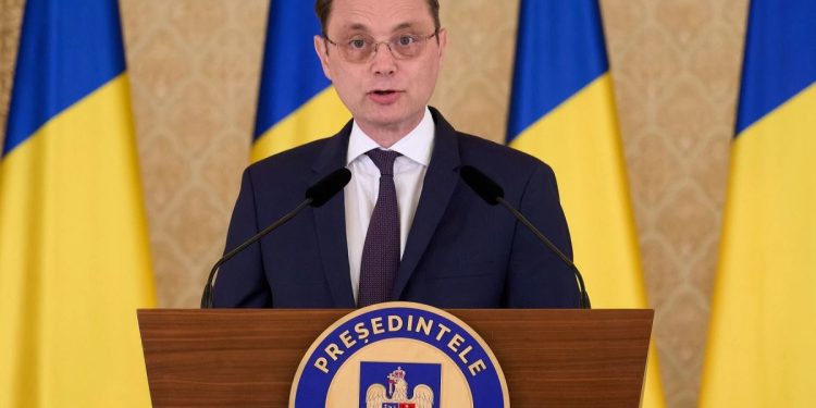 Luca Niculescu vrea să prezinte joi lista Guvernului. Ce spune despre deficit și tăierile de cheltuieli