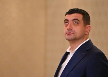 Cum a ajuns Simion să îi atace pe oamenii care l-au susținut. Dubla măsură cu aliații săi