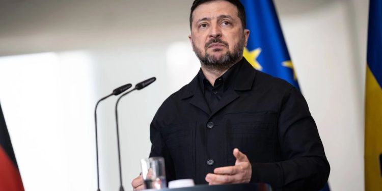 Zelenski anunță noi atacuri asupra rafinăriilor rusești ca răspuns la noua doctrină a Kremlinului. „Am văzut documentele”